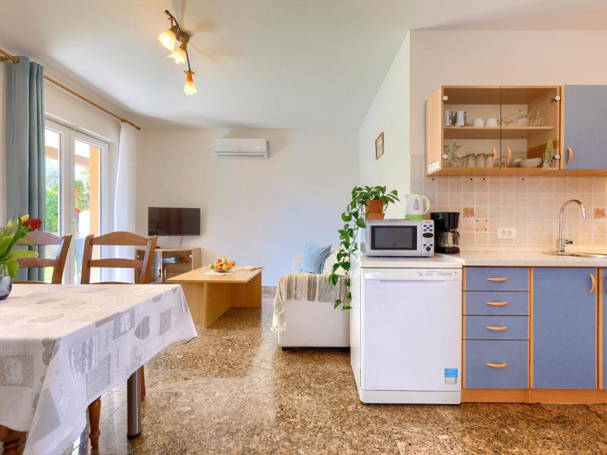 Holiday Home House Eric&Paolo By Interhome Póla Kültér fotó