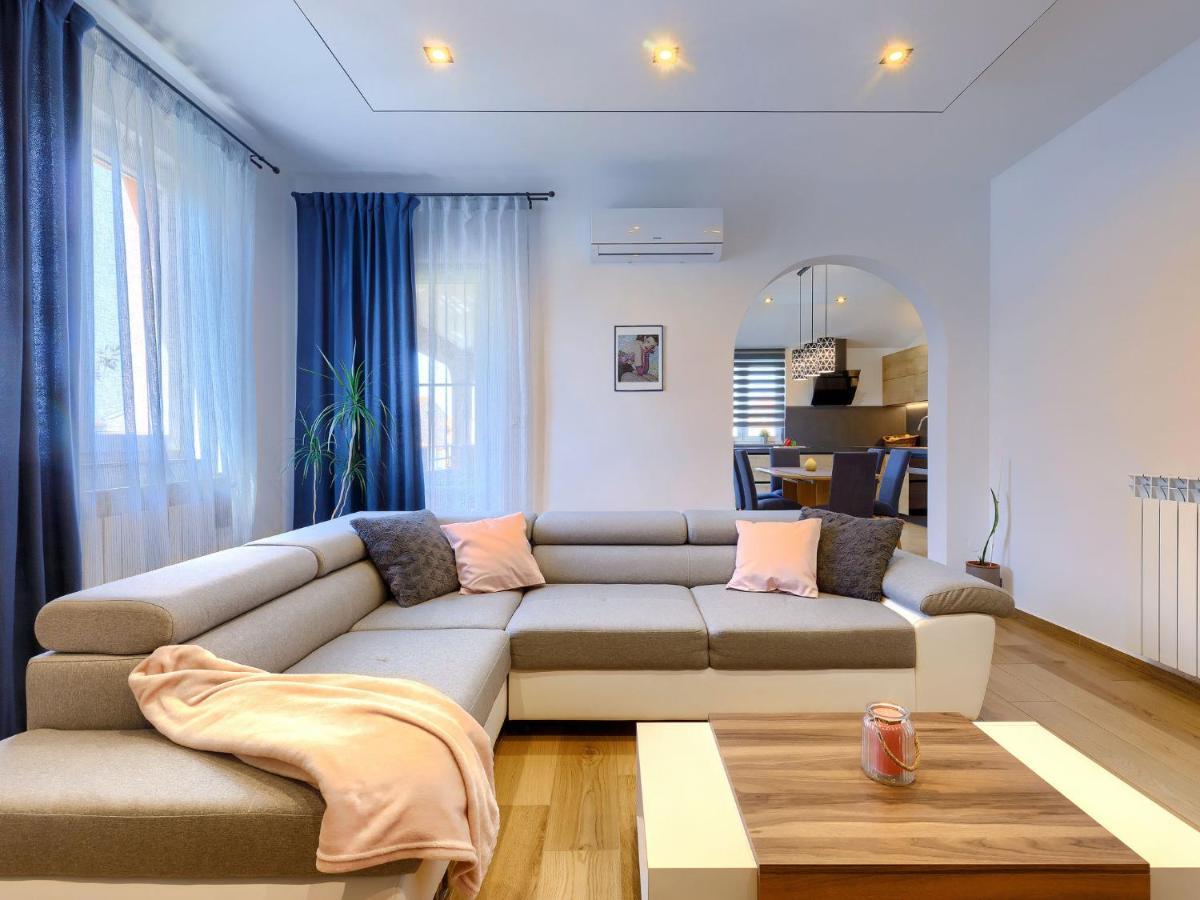 Holiday Home House Eric&Paolo By Interhome Póla Kültér fotó